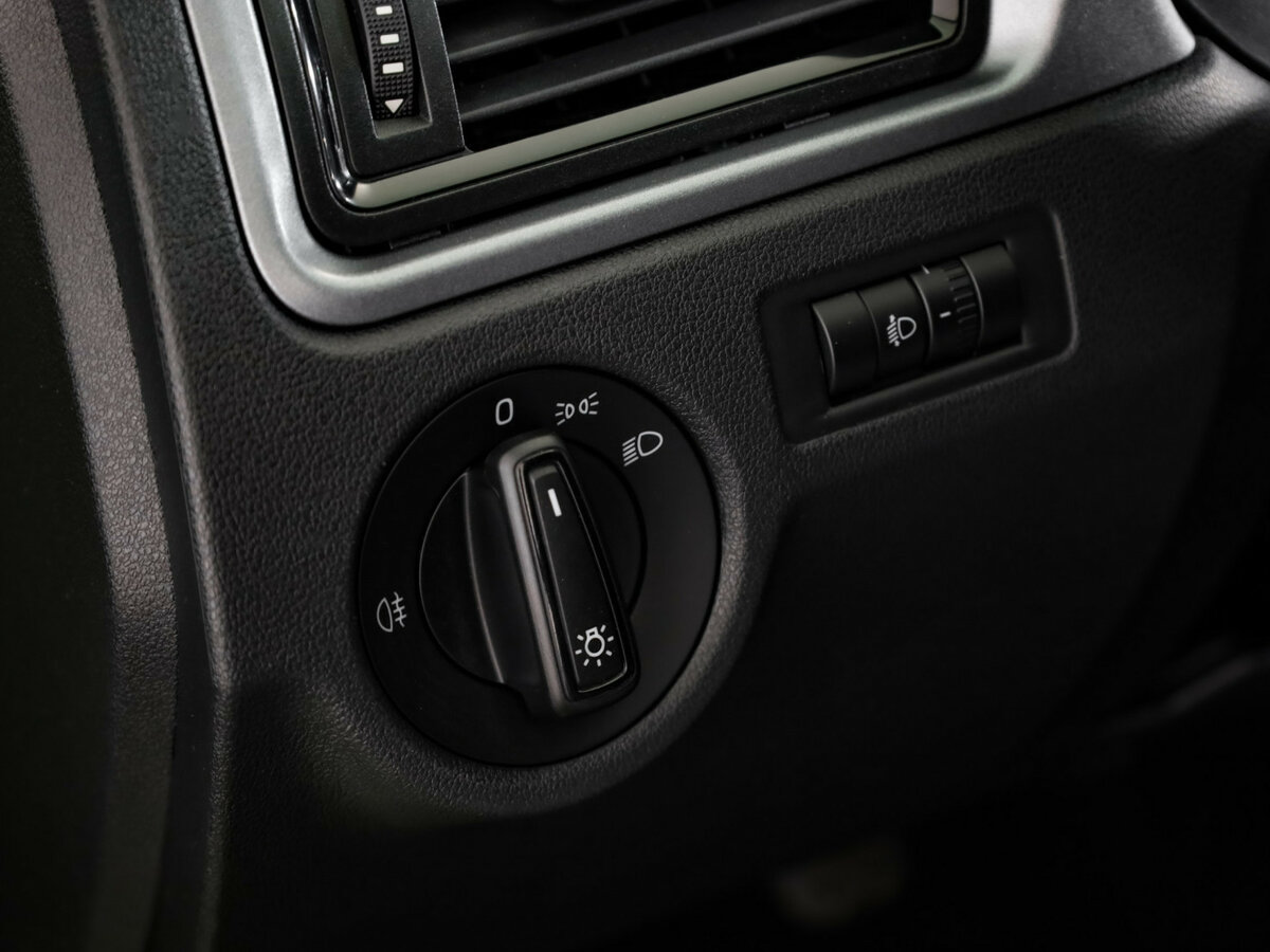 Шкода Рапид б/у, 2018, Механическая. Фото: #11