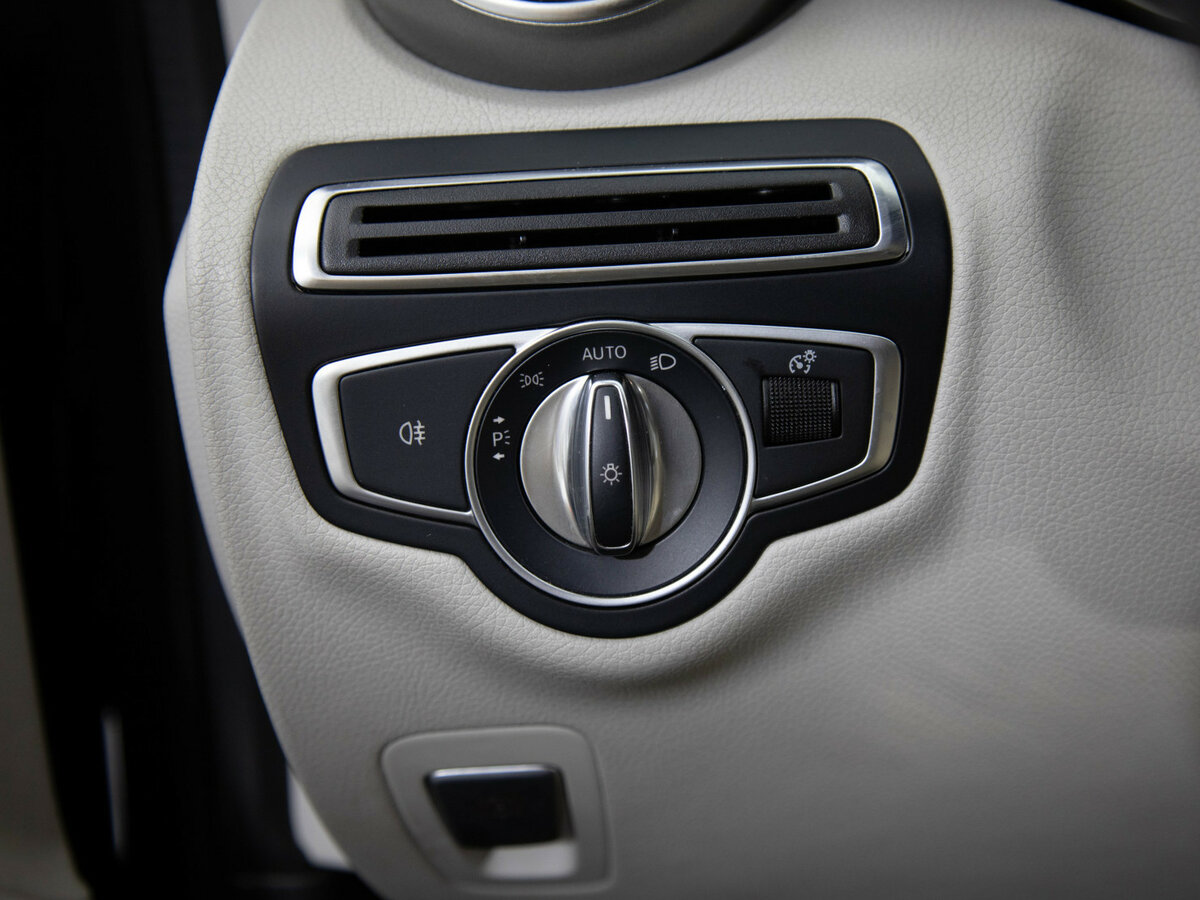 Мерседес-Бенц Ц-Класс б/у, 2017, Автоматическая. Фото: #9