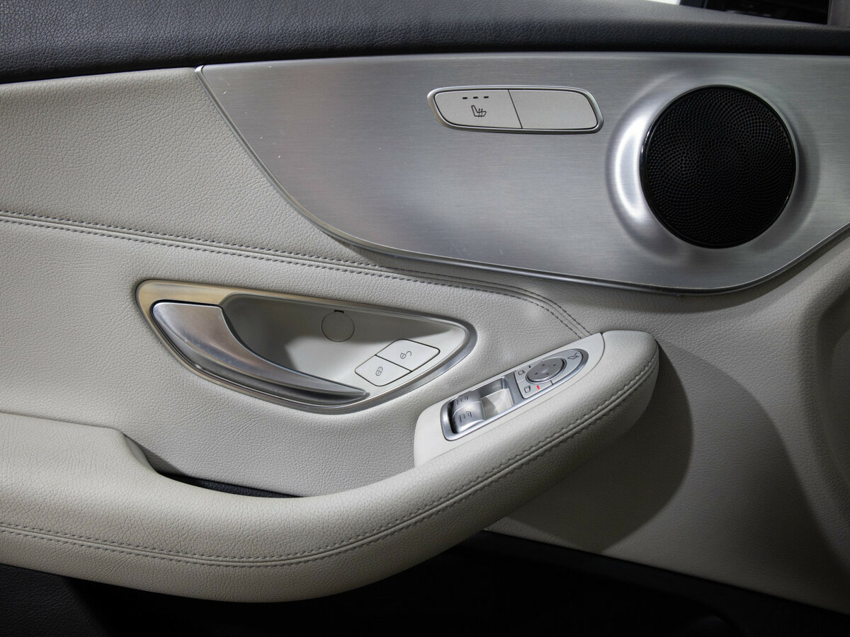 Мерседес-Бенц Ц-Класс б/у, 2017, Автоматическая. Фото: #10