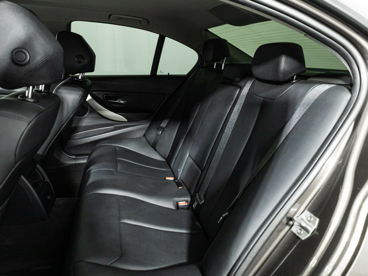 БМВ 3 серии б/у, 2015, Автоматическая. Фото: #9