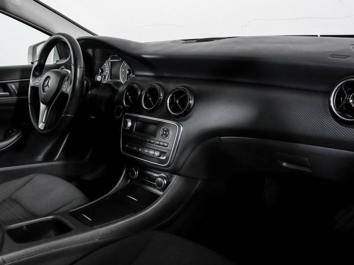 Мерседес-Бенц А-Класс б/у, 2014, Роботизированная. Фото: #9