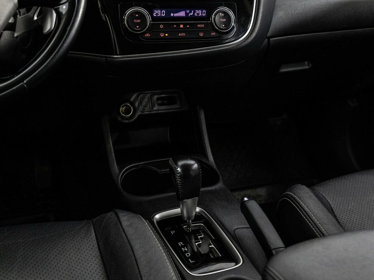 Митсубиши Оутлэндер б/у, 2016, Вариатор. Фото: #9