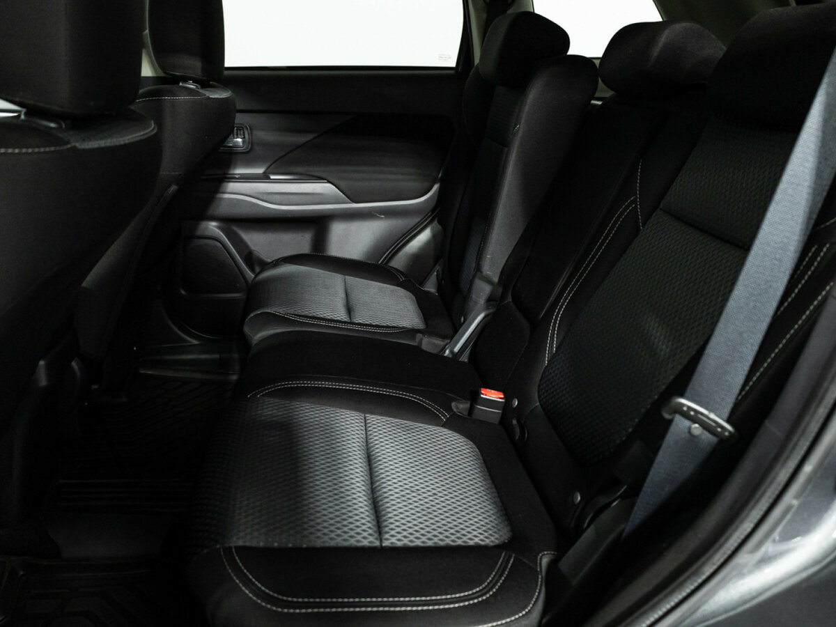 Митсубиши Оутлэндер б/у, 2020, Вариатор. Фото: #8