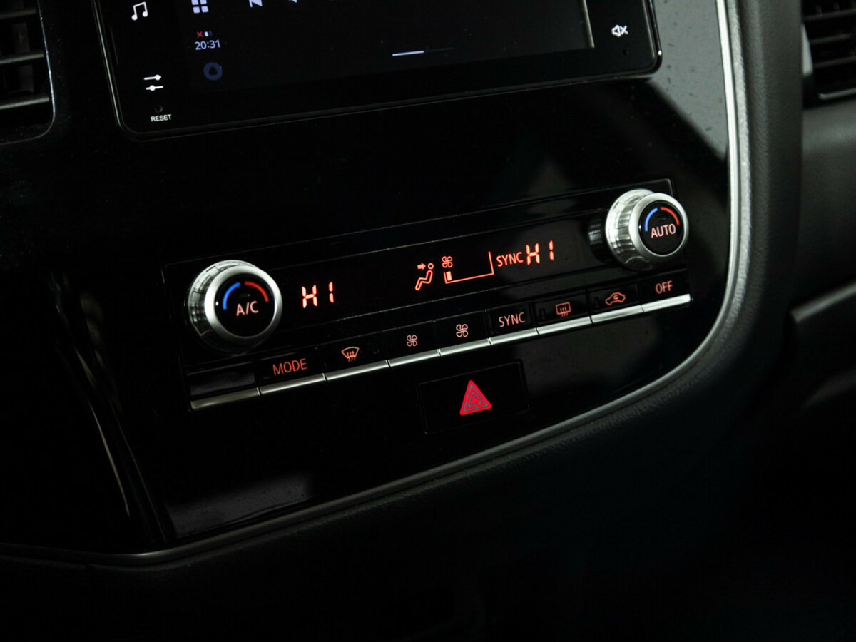 Митсубиши Оутлэндер б/у, 2020, Вариатор. Фото: #13