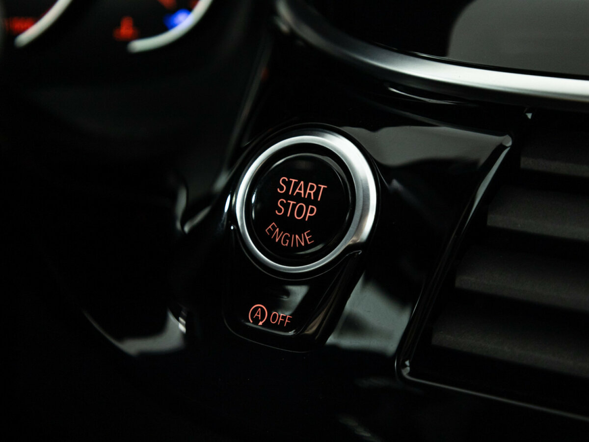 БМВ 5 серии б/у, 2017, Автоматическая. Фото: #16