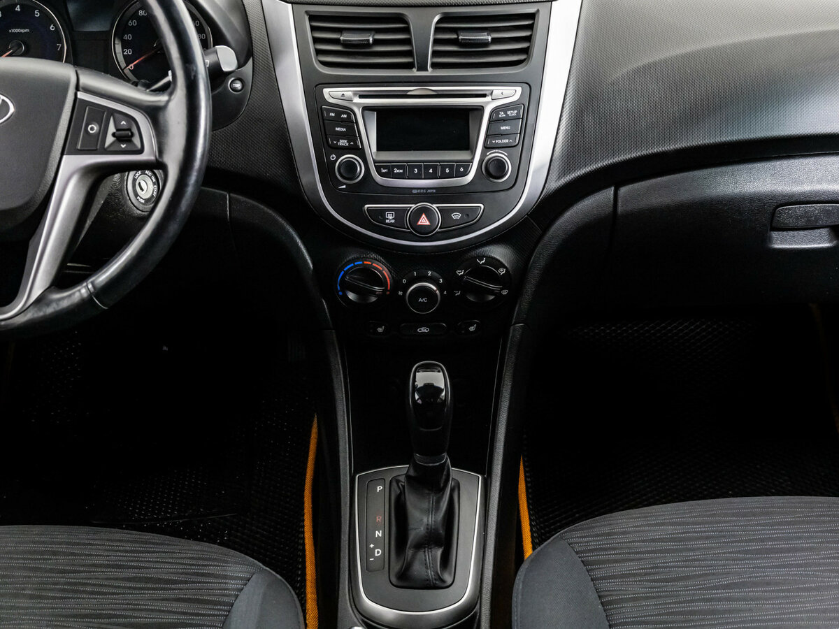 Хендай Солярис б/у, 2014, Автоматическая. Фото: #10